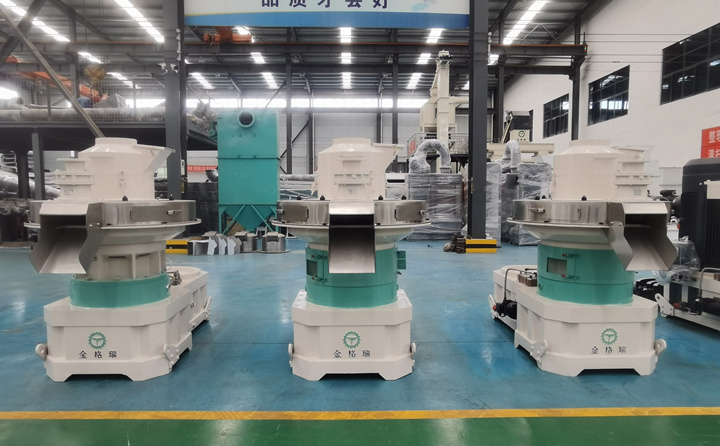 木屑顆粒機(jī)工作中會遇到各種問題，如何解決？下面為大家介紹一下，在生產(chǎn)過程中經(jīng)常遇到的問題