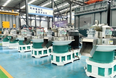 快來(lái)看看，木屑顆粒機(jī)如何將各種廢棄物料轉(zhuǎn)化為顆粒燃料的